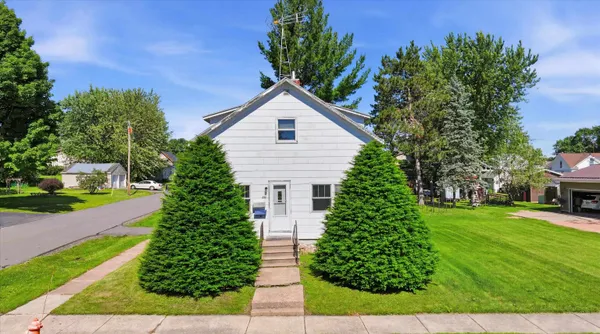 $149,900 | 400 North Vine Avenue, Marshfield, WI 54449