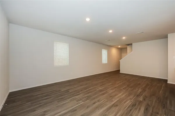 $1,995 | 1409 Jonah Lane, Ennis, TX 75119
