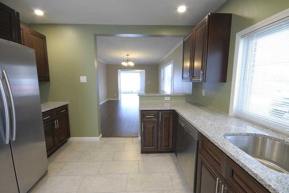 106 West Ridgeview Drive Uniontown, PA 15401 - Photo 6 of 21 Gallery Image 6