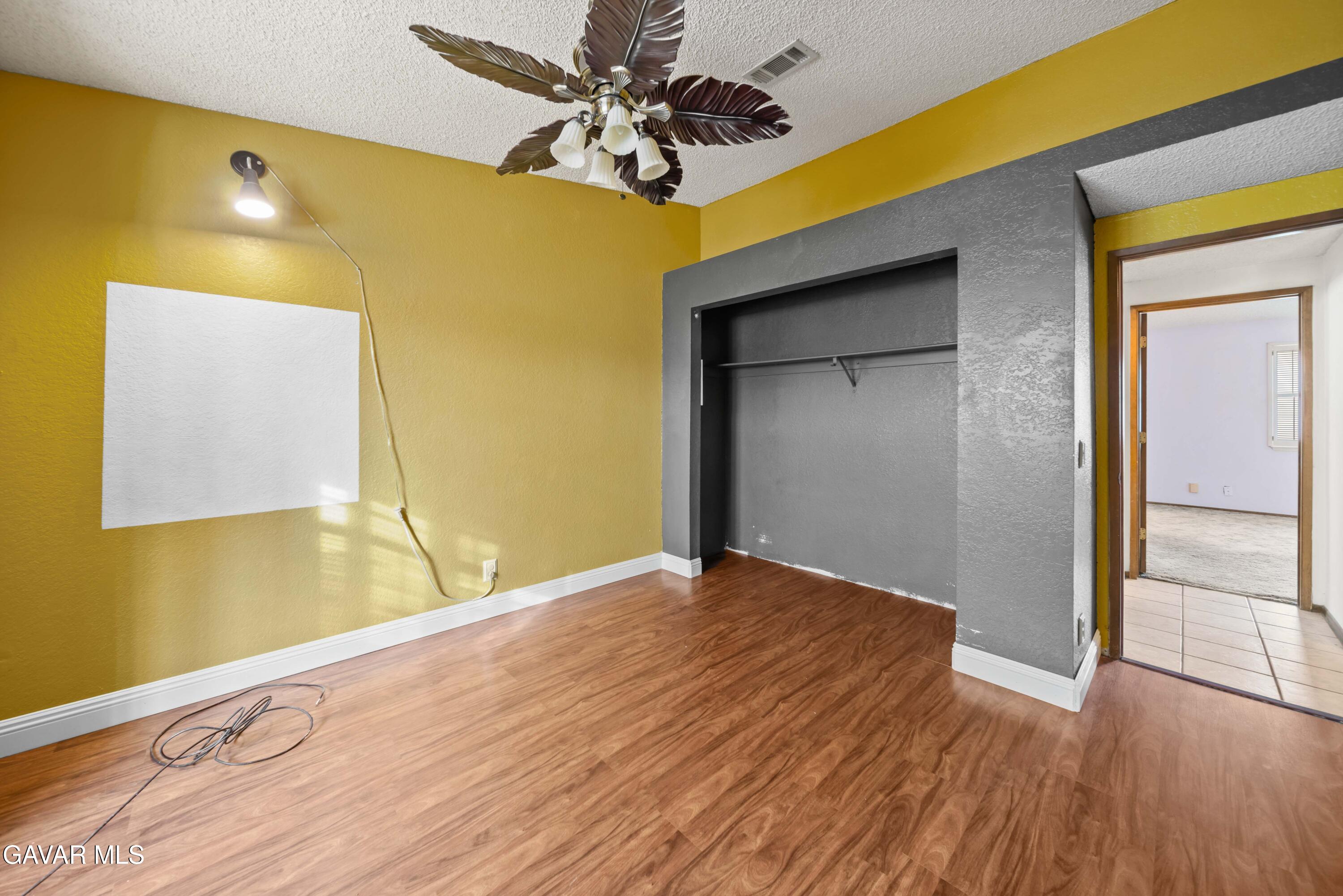 11061 East Ave R 6 Littlerock, CA 93543 - Photo 18 of 31 11061 E Avenue R6 Littlerock-18