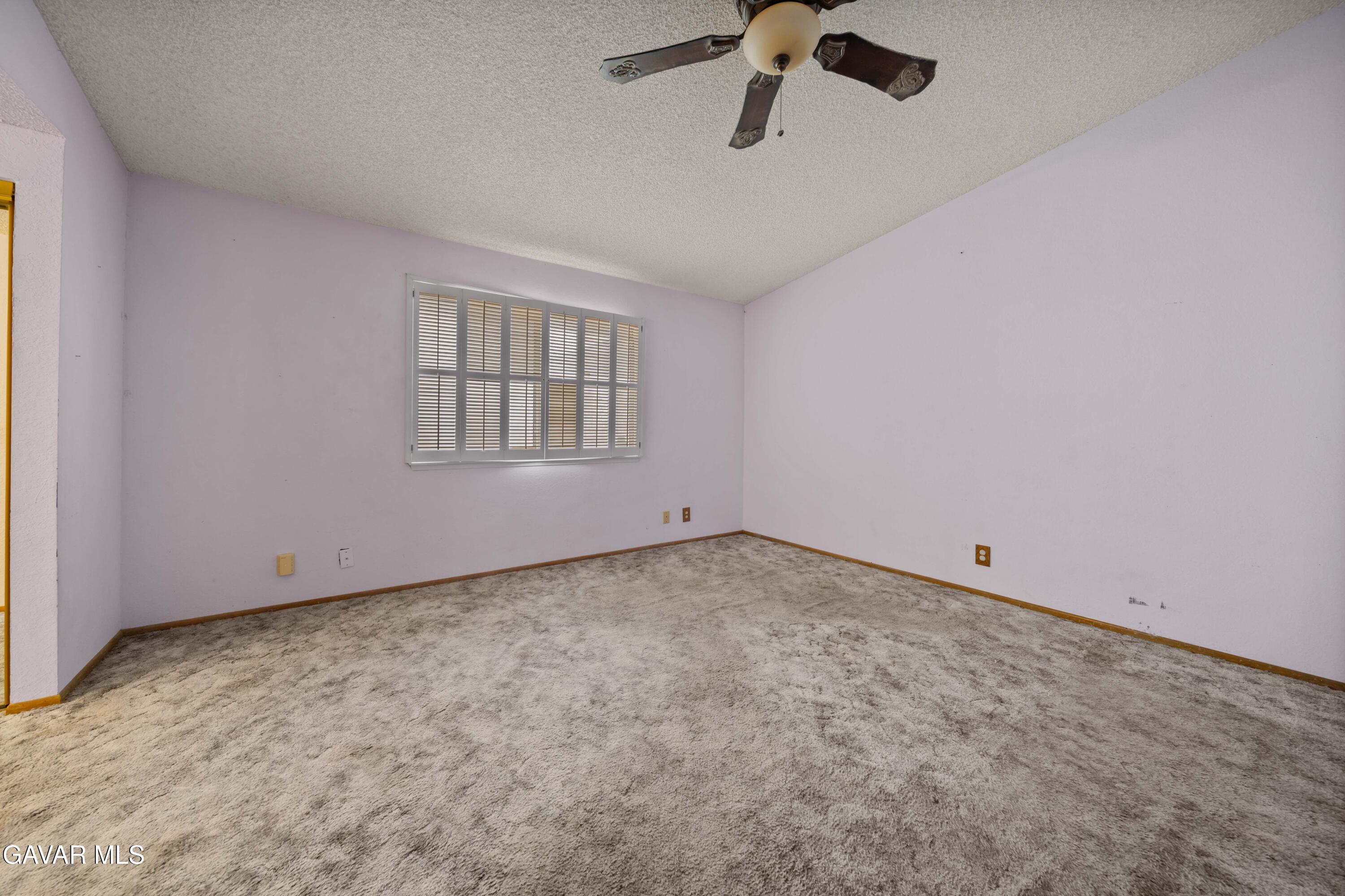 11061 East Ave R 6 Littlerock, CA 93543 - Photo 20 of 31 11061 E Avenue R6 Littlerock-20