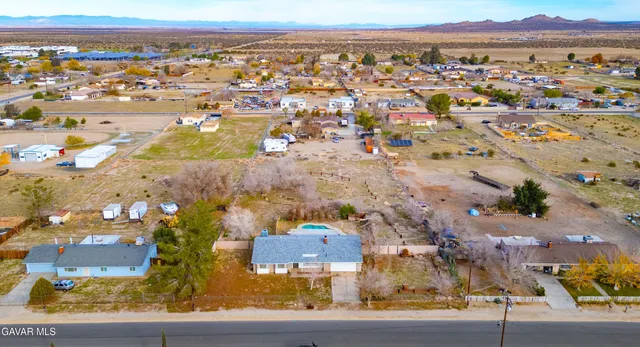 $400,000 | 11061 East Ave R 6, Littlerock, CA 93543