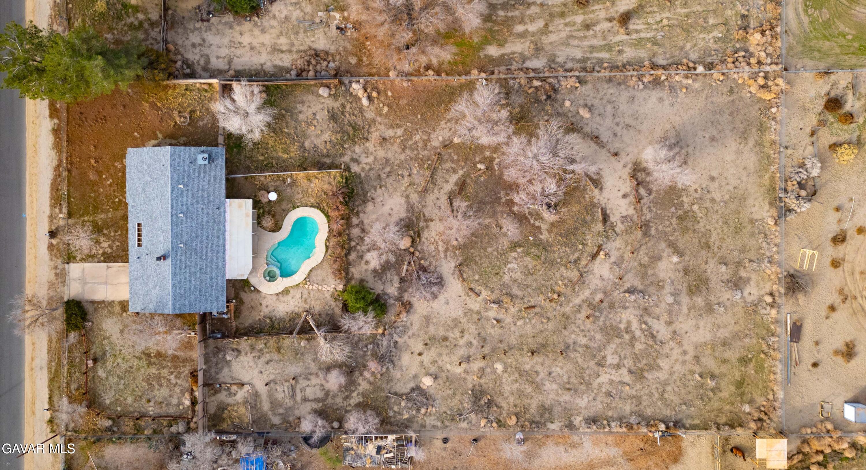 11061 East Ave R 6 Littlerock, CA 93543 - Photo 27 of 31 11061 E Avenue R6 Littlerock-27