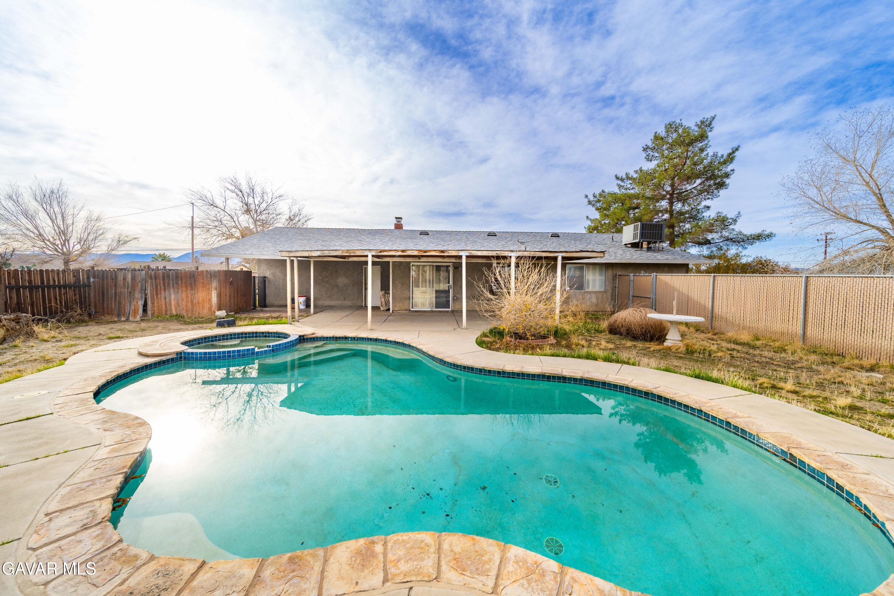 11061 East Ave R 6 Littlerock, CA 93543 - Photo 3 of 31 11061 E Avenue R6 Littlerock-24