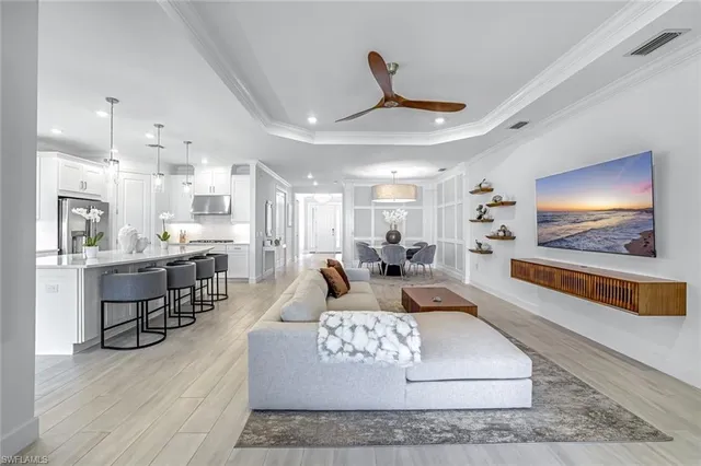 $1,100,000 | 15653 Triesta Lane, Naples, FL 34114