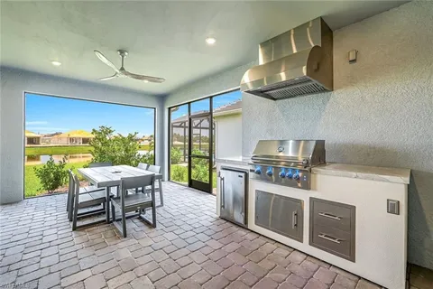 $1,100,000 | 15653 Triesta Lane, Naples, FL 34114