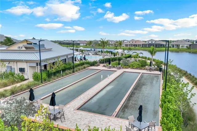 $1,100,000 | 15653 Triesta Lane, Naples, FL 34114