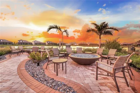 $1,100,000 | 15653 Triesta Lane, Naples, FL 34114