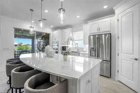 $1,100,000 | 15653 Triesta Lane, Naples, FL 34114