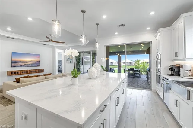 $1,100,000 | 15653 Triesta Lane, Naples, FL 34114