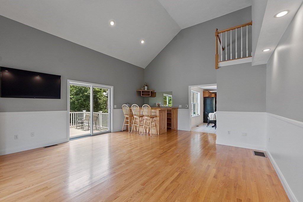 483 Hollis Road Lunenburg, MA 01462 - Photo 16 of 40 Gallery Image 16