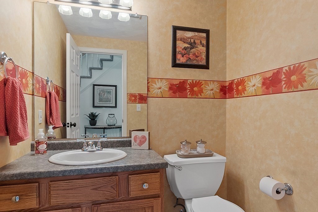 483 Hollis Road Lunenburg, MA 01462 - Photo 17 of 40 Gallery Image 17