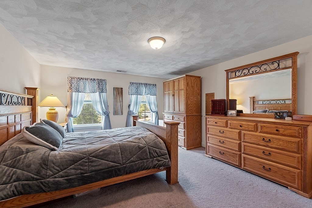 483 Hollis Road Lunenburg, MA 01462 - Photo 20 of 40 Gallery Image 20