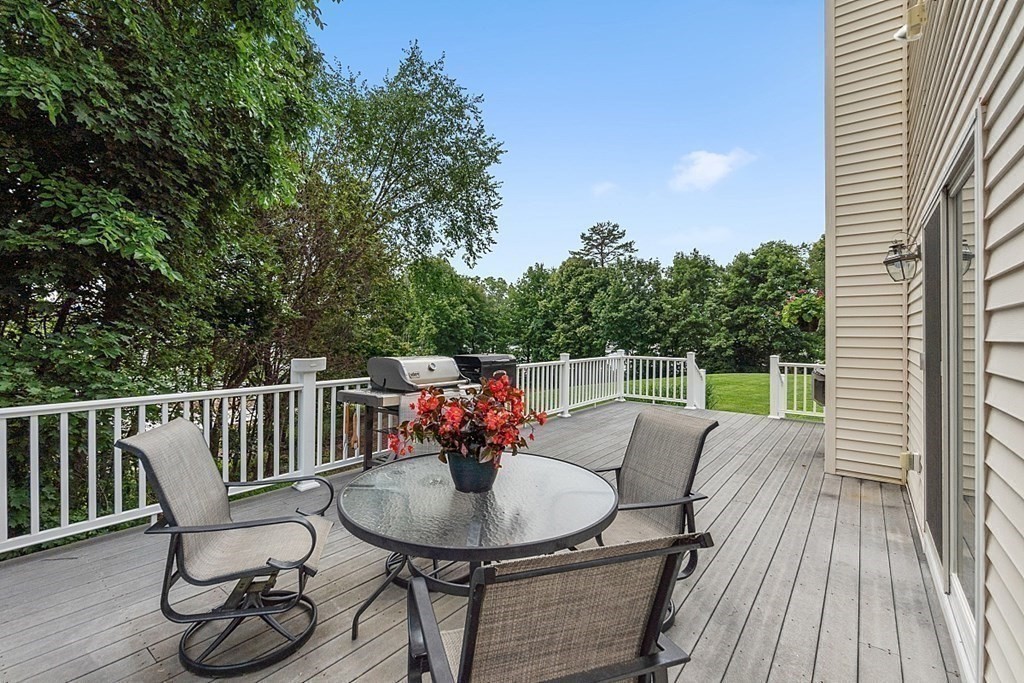 483 Hollis Road Lunenburg, MA 01462 - Photo 30 of 40 Gallery Image 30