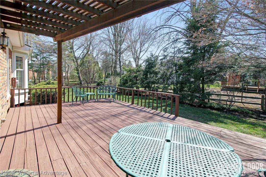 17525 Wayne Road Livonia, MI 48152 - Photo 21 of 22 21.jpeg