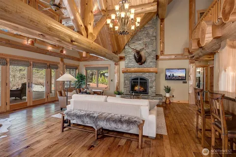 $1,988,000 | 51 Thimbleberry Court, Cle Elum, WA 98922