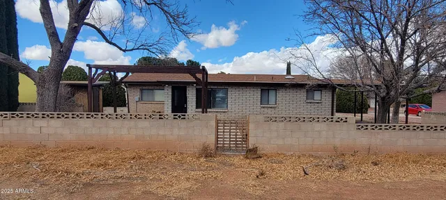 $249,000 | 1002 East Mescal Drive, Pearce, AZ 85625
