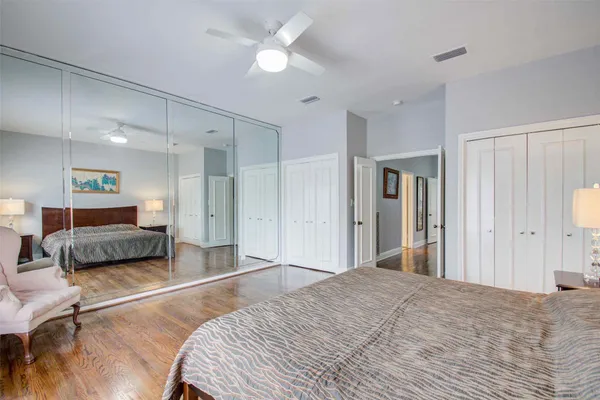 $6,099 | 2 Woodstone Street, Houston, TX 77024