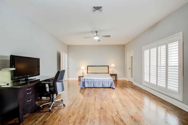 $6,099 | 2 Woodstone Street, Houston, TX 77024