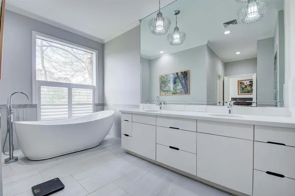 $6,099 | 2 Woodstone Street, Houston, TX 77024