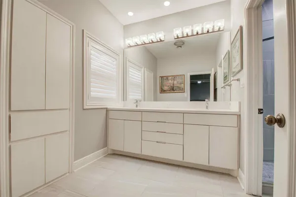 $6,099 | 2 Woodstone Street, Houston, TX 77024