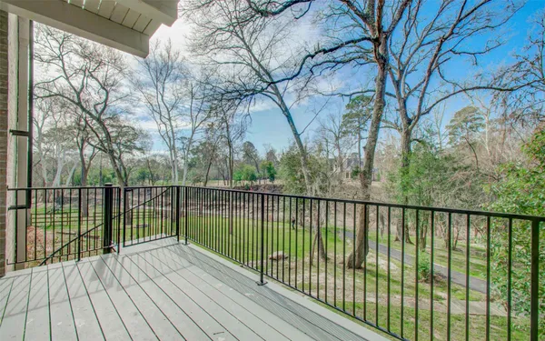 $6,099 | 2 Woodstone Street, Houston, TX 77024