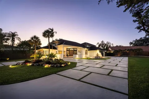 $2,695,000 | 8841 Southwest 103rd Street, Miami, FL 33176