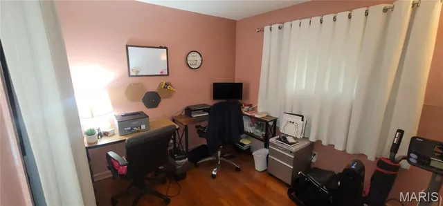 $139,900 | 9926 Cambria Drive, Moline Acres, MO 63136