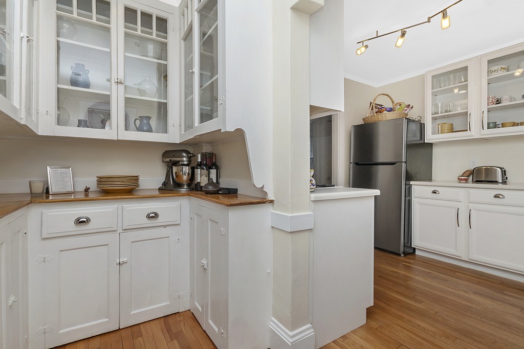 175 Allerton Road Newton, MA 02461 - Photo 8 of 22 Gallery Image 8