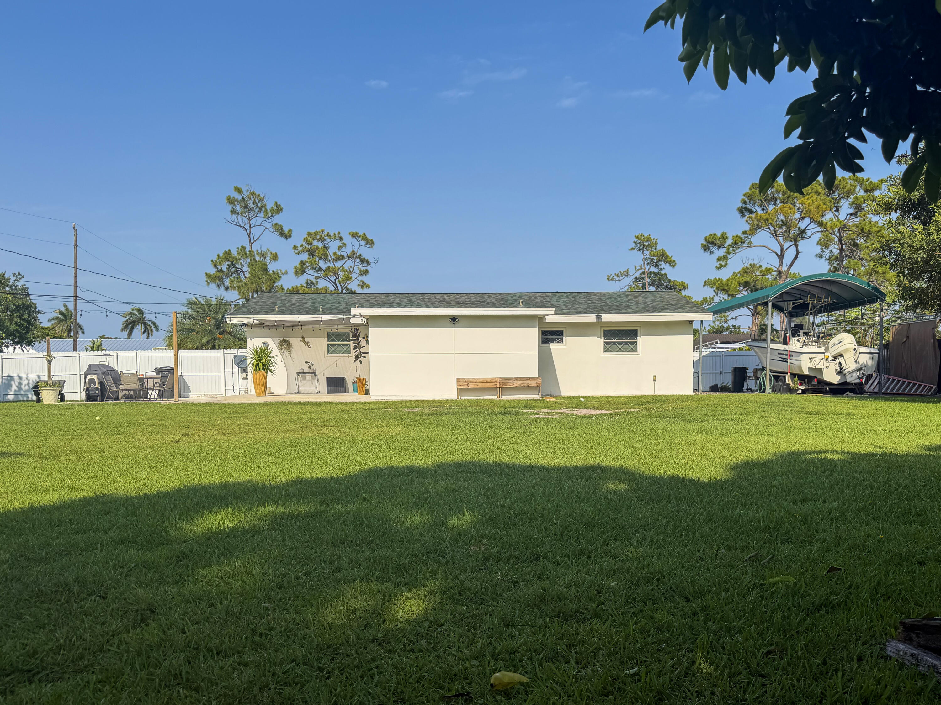 80 Cleveland Road Lake Worth, FL 33467 - Photo 7 of 27 7