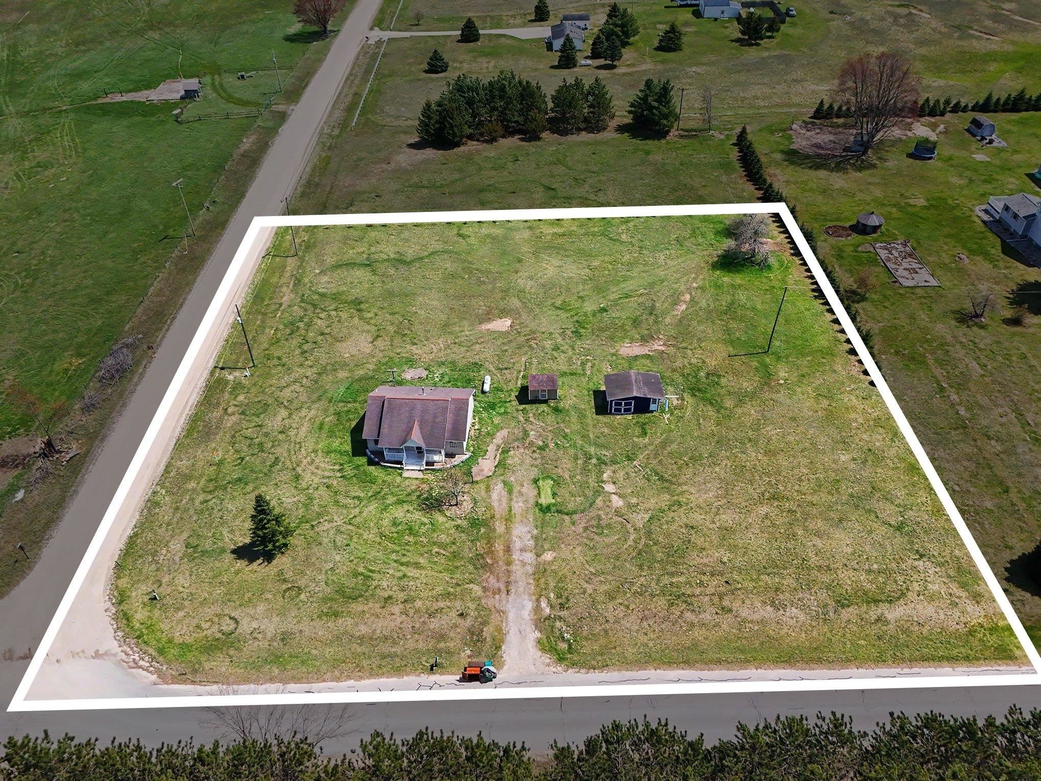 980 North Stevens Road Lake City, MI 49651 - Photo 26 of 32