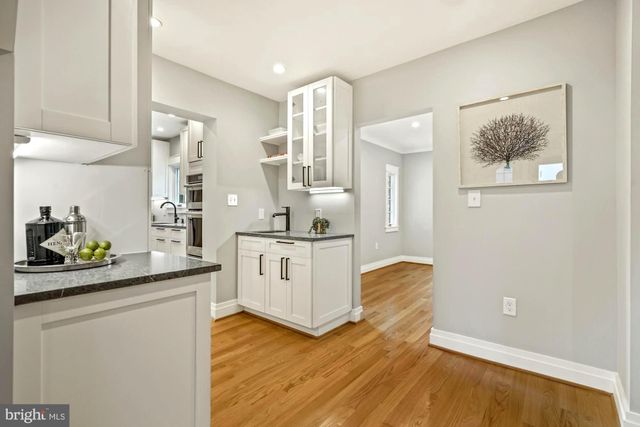 $1,680,000 | 406 Yale Drive, Alexandria, VA 22314