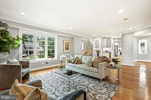 $1,680,000 | 406 Yale Drive, Alexandria, VA 22314