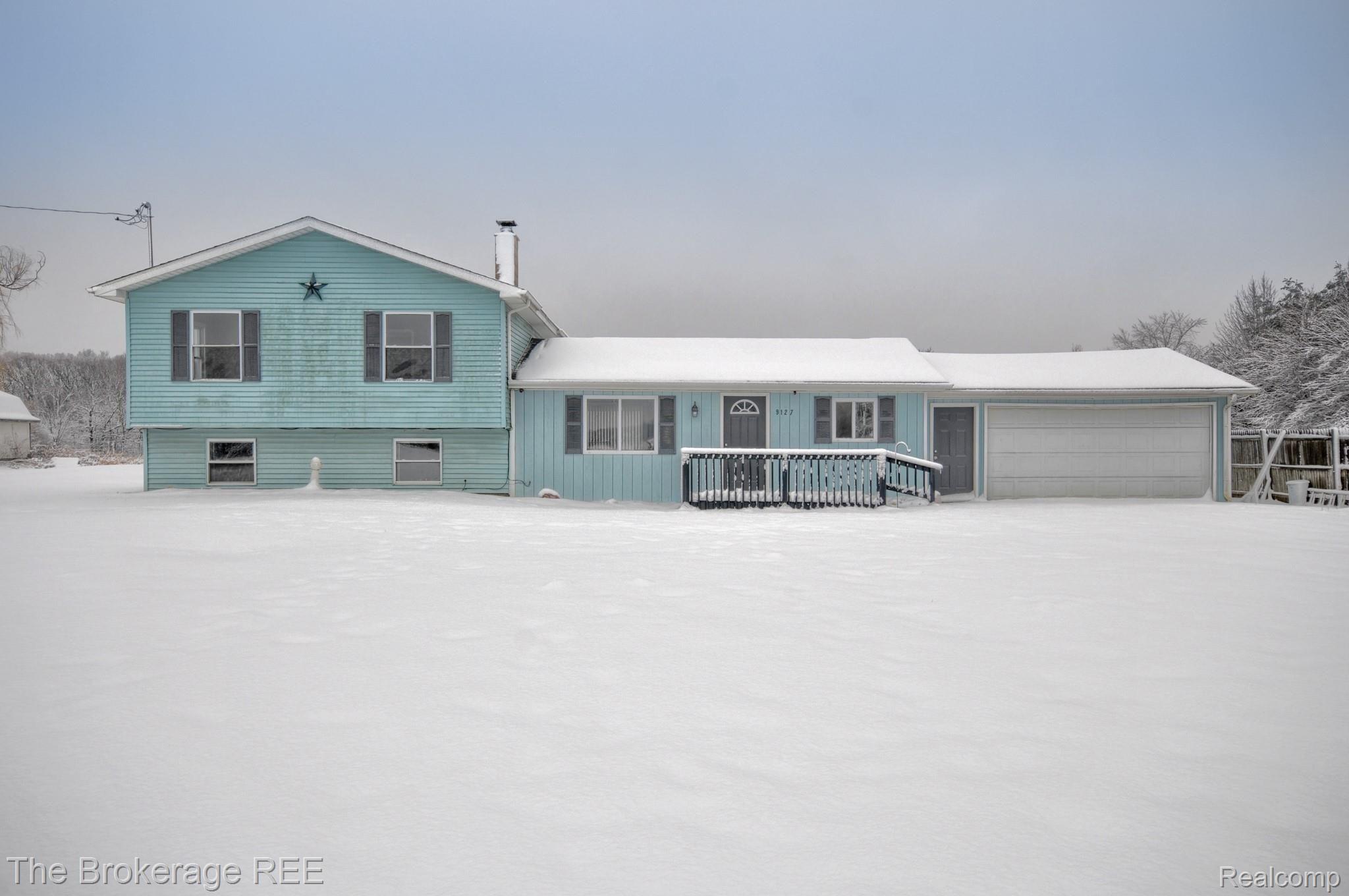 9127 Wilson Road Montrose, MI 48457 - Photo 1 of 38 SD3_7617-HDR(5).jpg