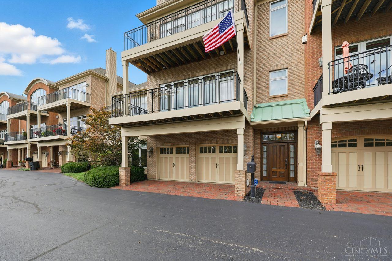 1430 Riverside Drive Cincinnati, OH 45202 - Photo 1 of 58