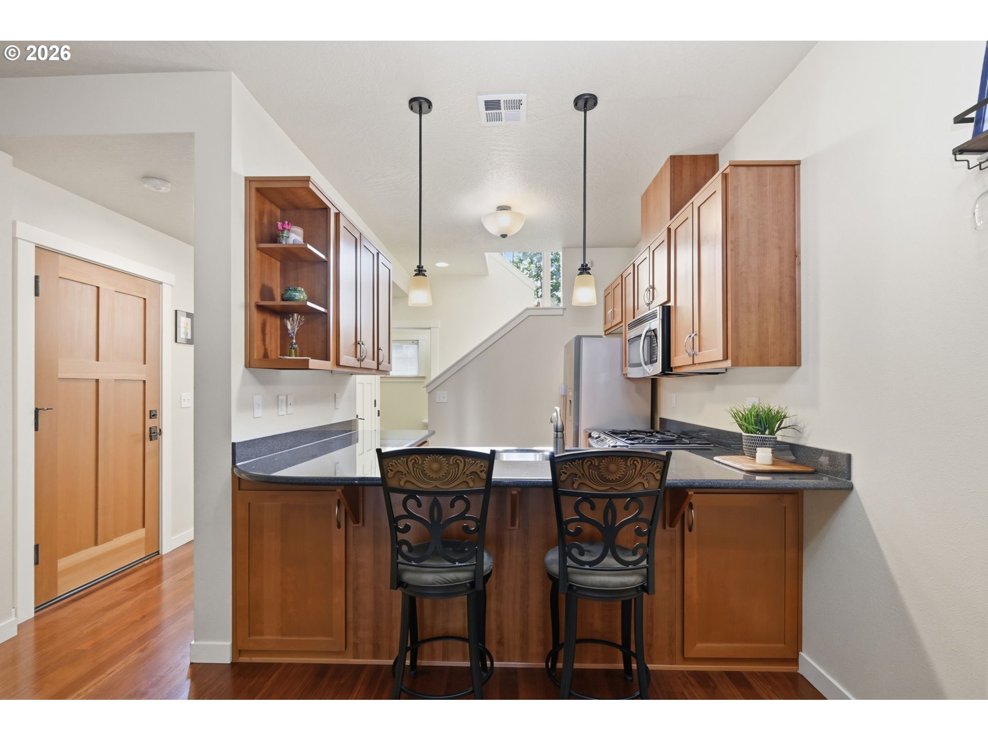 1440 Perdue Loop Eugene, OR 97401 - Photo 9 of 37 Kitchen