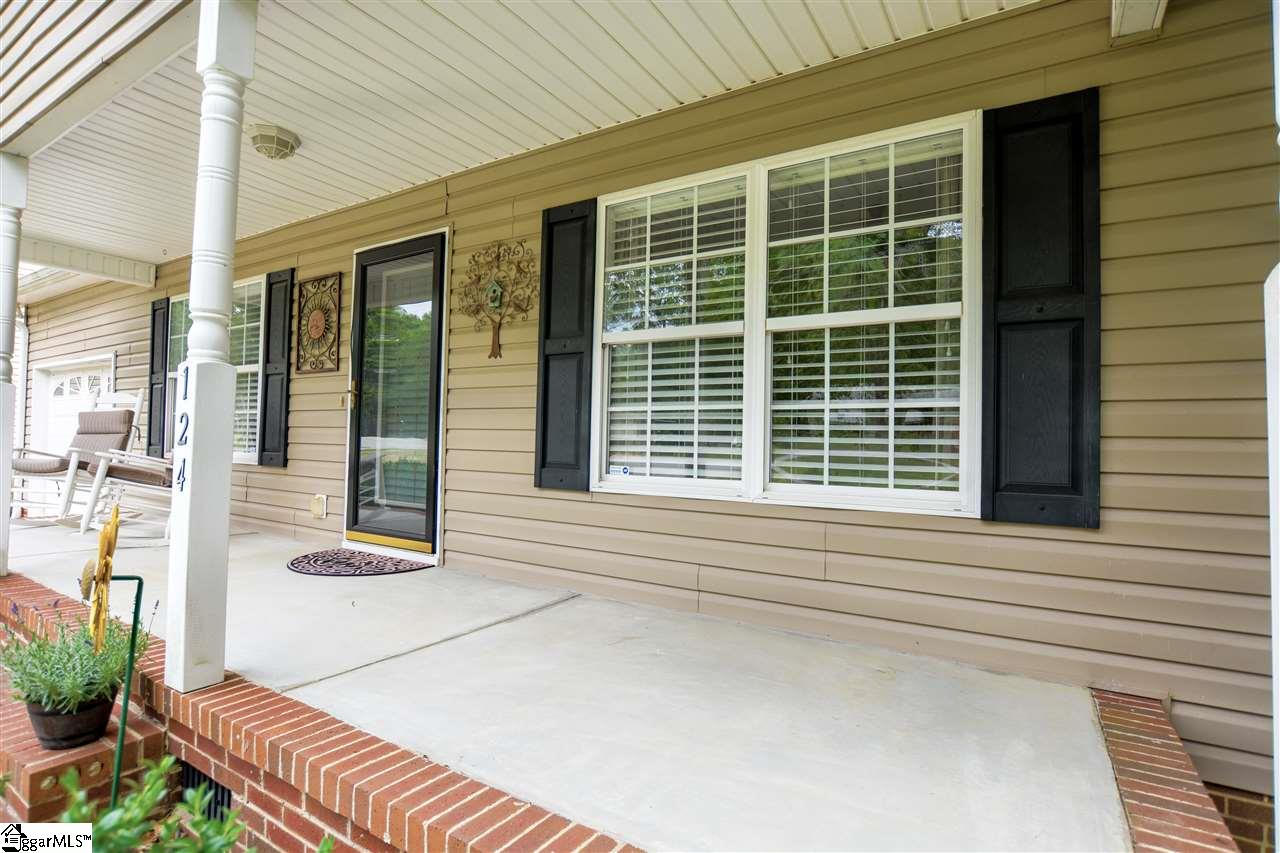 124 State Rd S-23-886 Fountain Inn, SC 29644 - Photo 3 of 22 Gallery Image 3