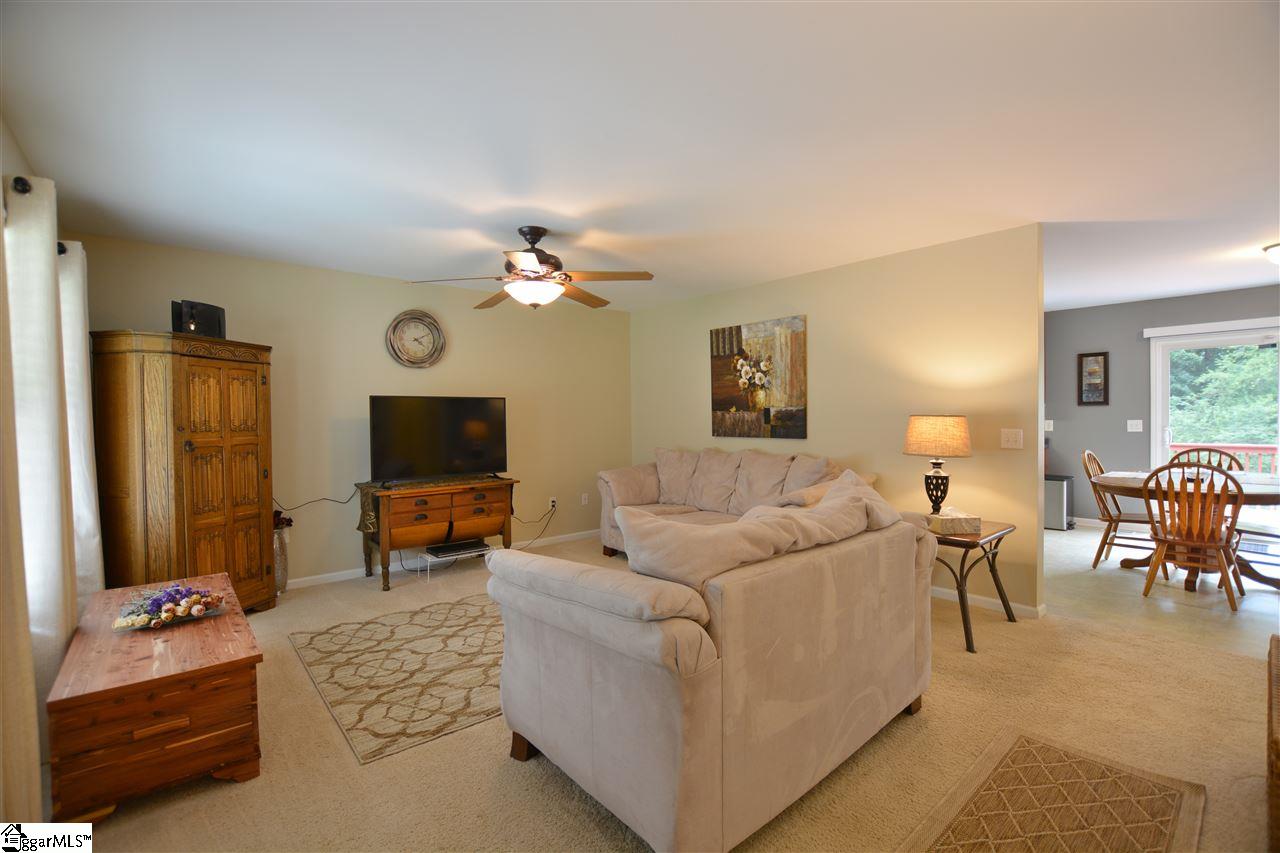 124 State Rd S-23-886 Fountain Inn, SC 29644 - Photo 4 of 22 Gallery Image 4