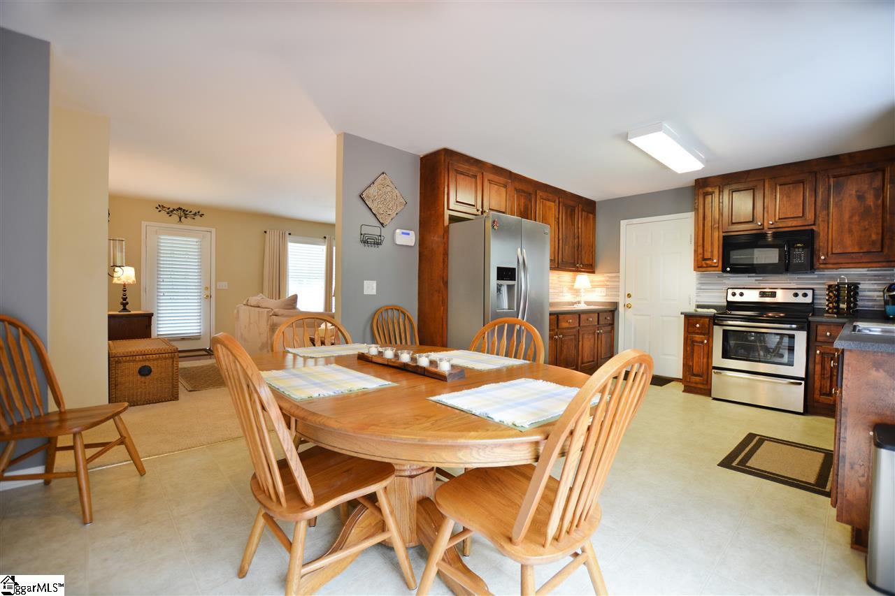 124 State Rd S-23-886 Fountain Inn, SC 29644 - Photo 8 of 22 Gallery Image 8