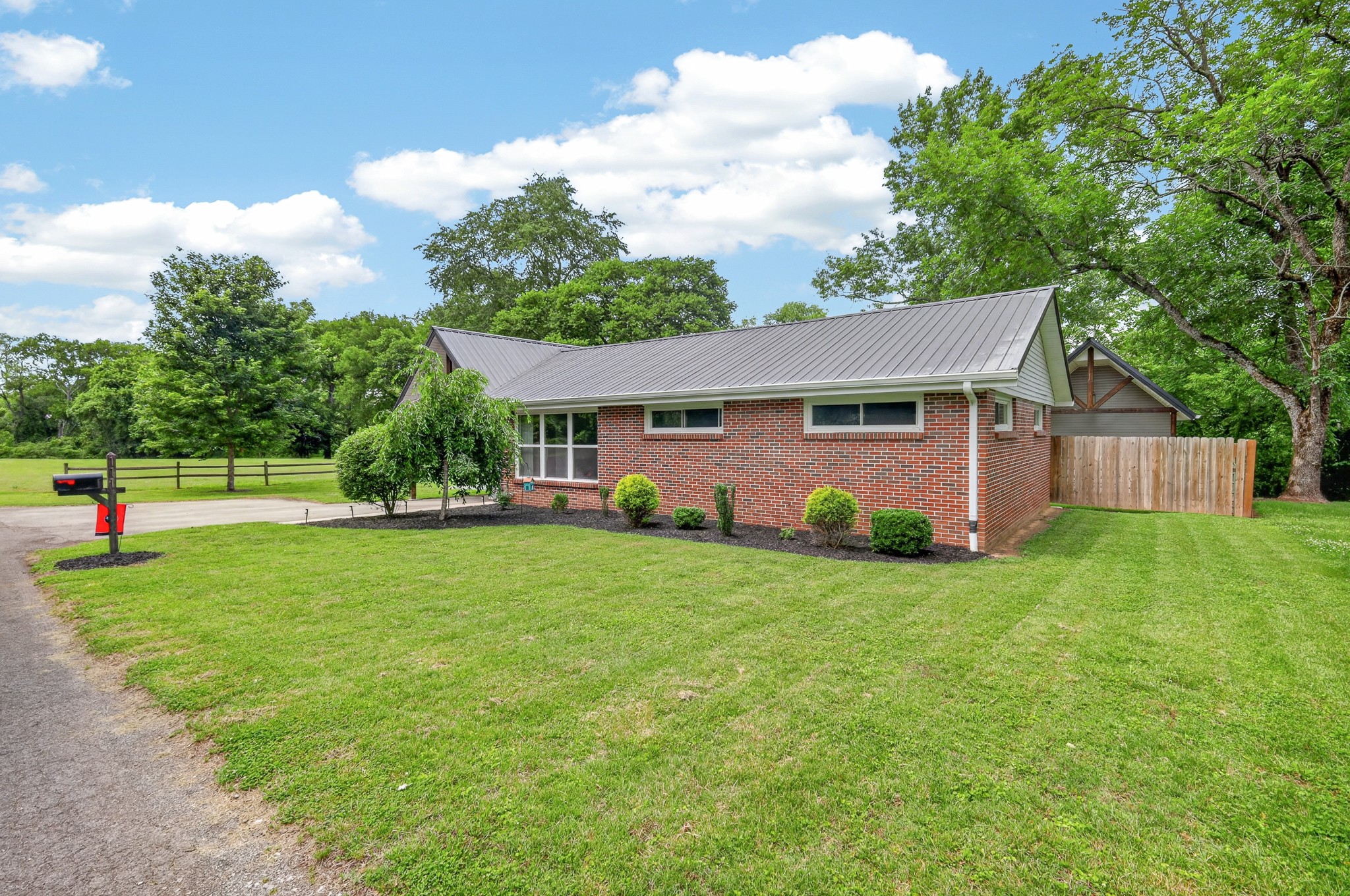111 Goodner Lane Alexandria, TN 37012 - Photo 2 of 45