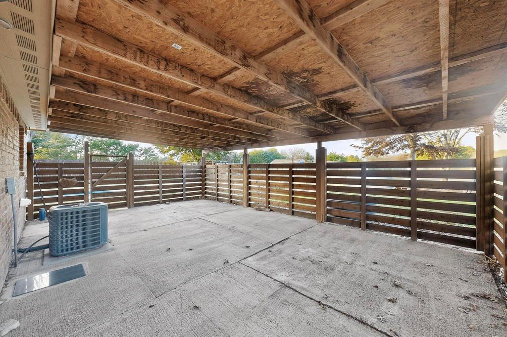 1121 Reedsport Place DeSoto, TX 75115 - Photo 36 of 40 a view of empty room with wooden ceiling