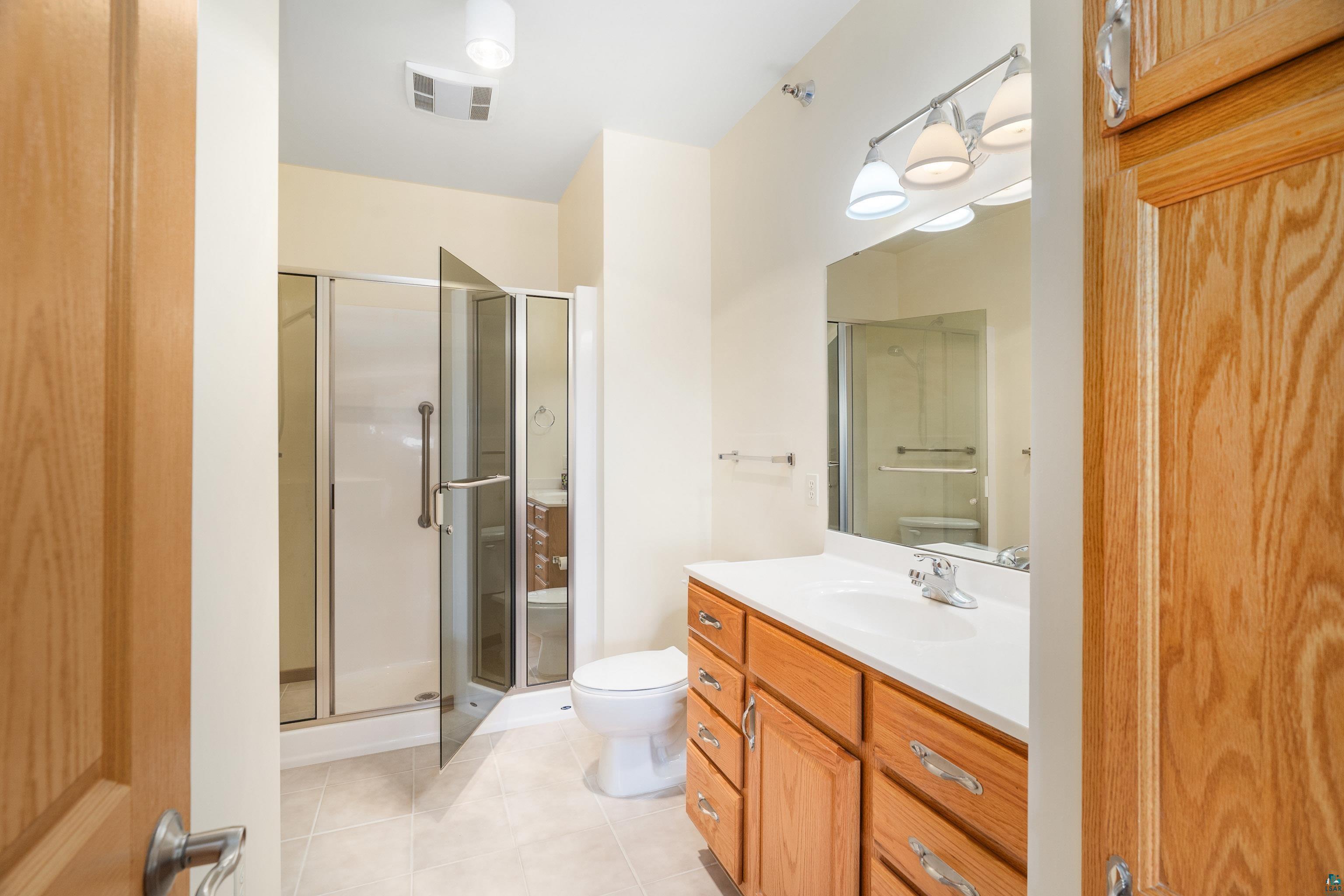 4042 Haines Road, Unit 302 Duluth, MN 55811 - Photo 12 of 31 Gallery Image 12