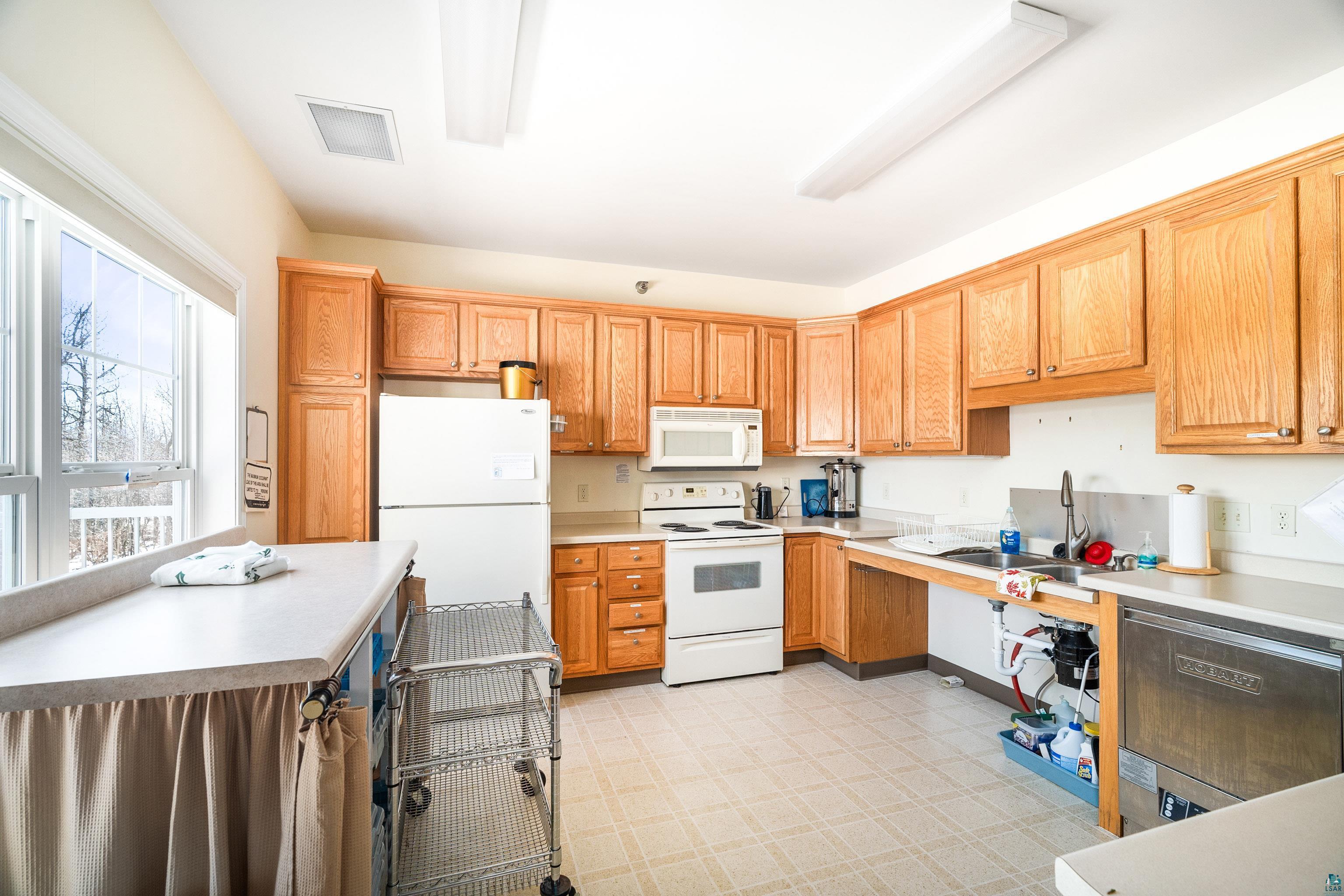 4042 Haines Road, Unit 302 Duluth, MN 55811 - Photo 23 of 31 Gallery Image 23