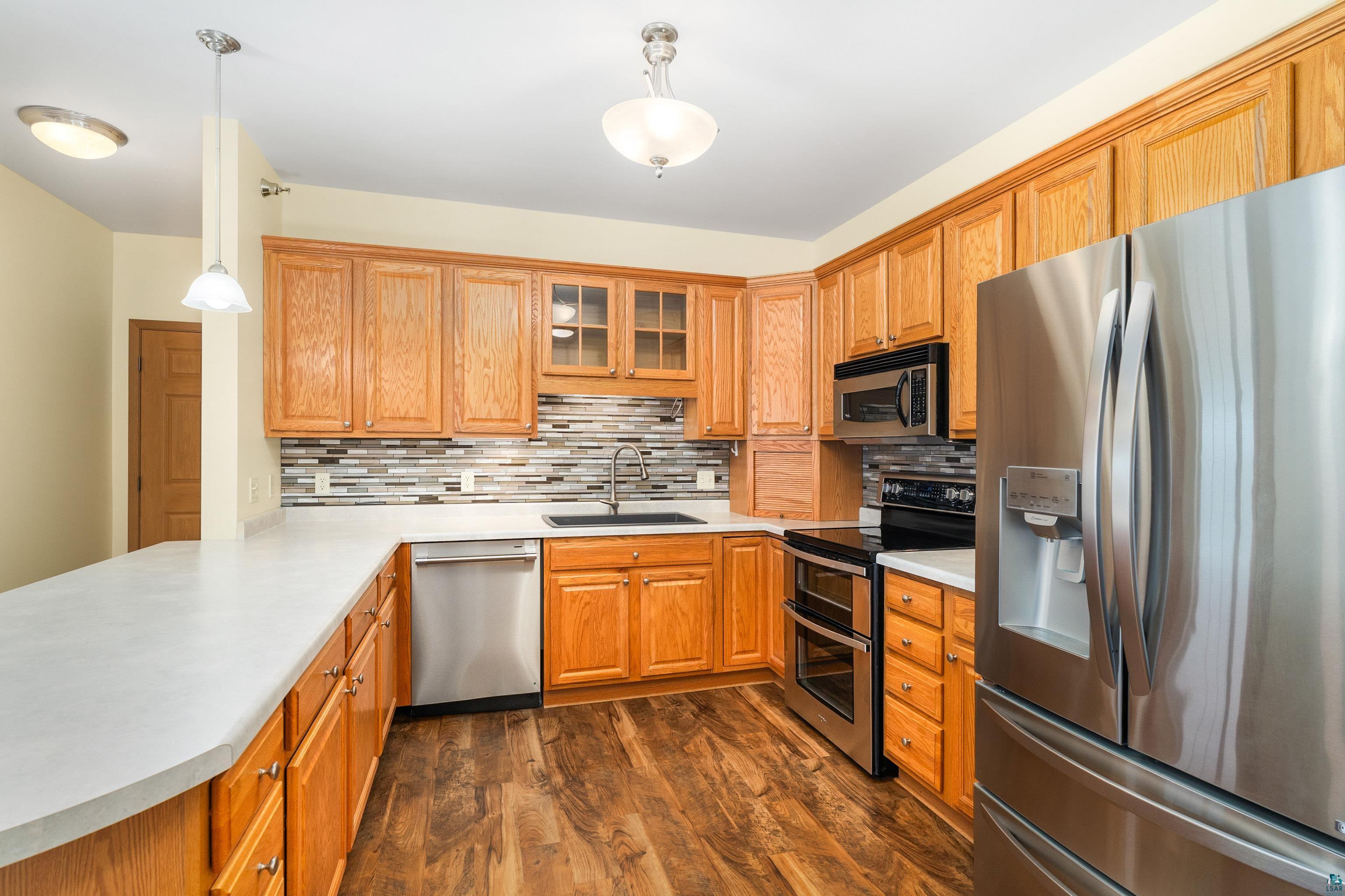 4042 Haines Road, Unit 302 Duluth, MN 55811 - Photo 6 of 31 Gallery Image 6