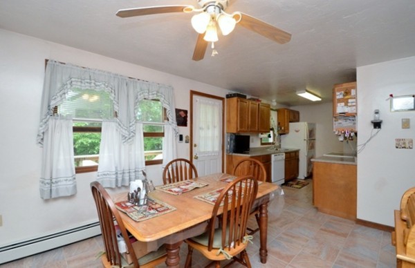 17 Hartness Road Sutton, MA 01590 - Photo 4 of 13