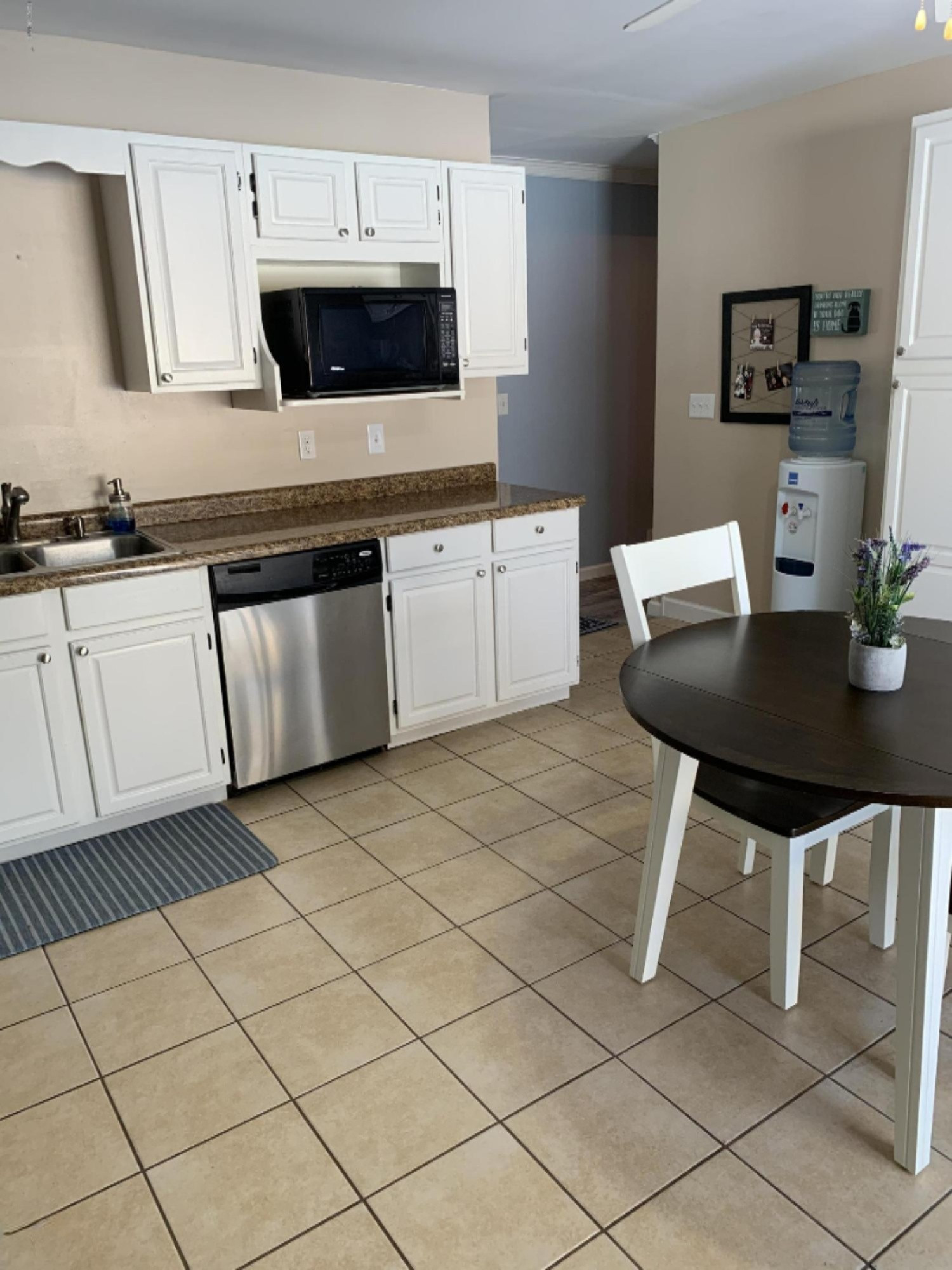 2924 West Fruitport Rd. Spring Lake, MI 49456 - Photo 5 of 12 IMG_0128