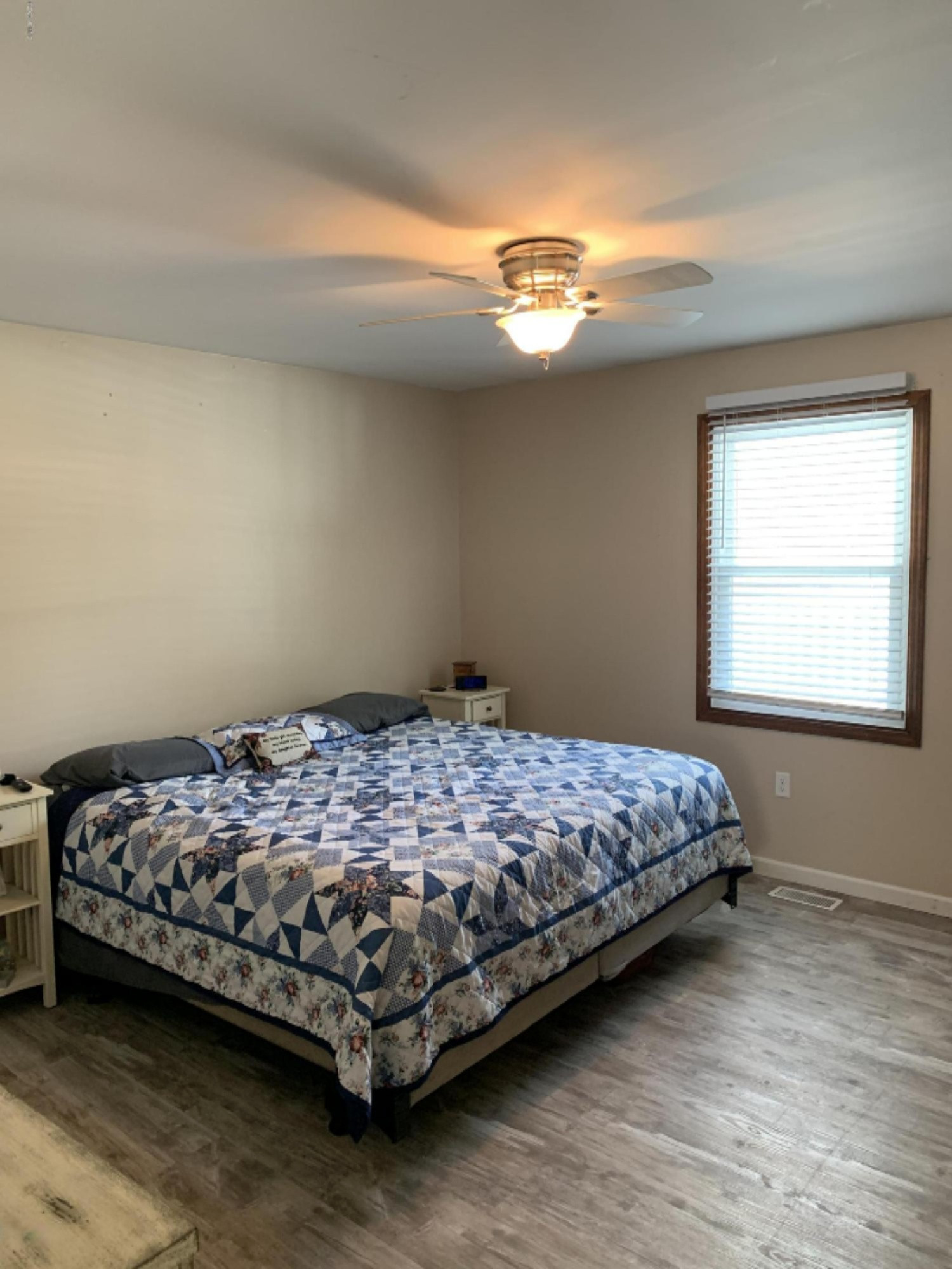 2924 West Fruitport Rd. Spring Lake, MI 49456 - Photo 6 of 12 IMG_0098