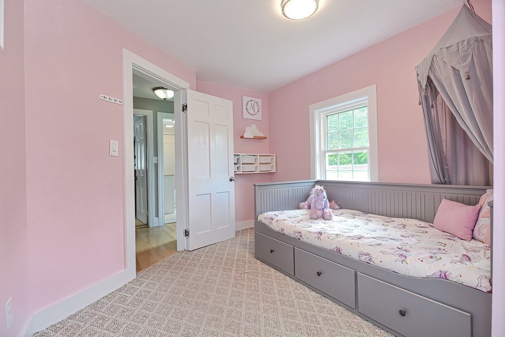 24 South Acton Road Stow, MA 01775 - Photo 20 of 40