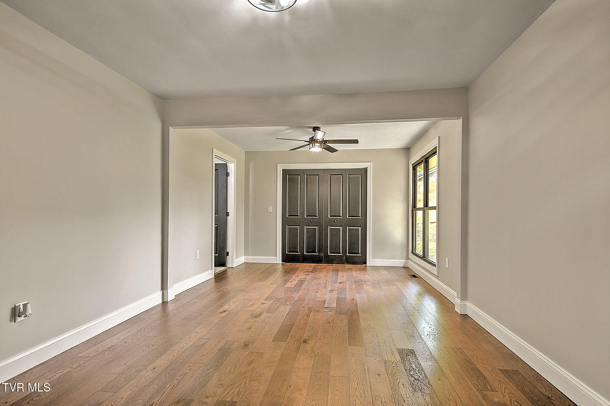 224 Greenway Road Bristol, TN 37620 - Photo 48 of 82 49-web-or-mls-224 Greenway KB-50