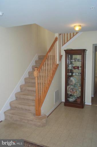 13350 Rushing Water Way Germantown, MD 20874 - Photo 1 of 14 Entrance / Foyer